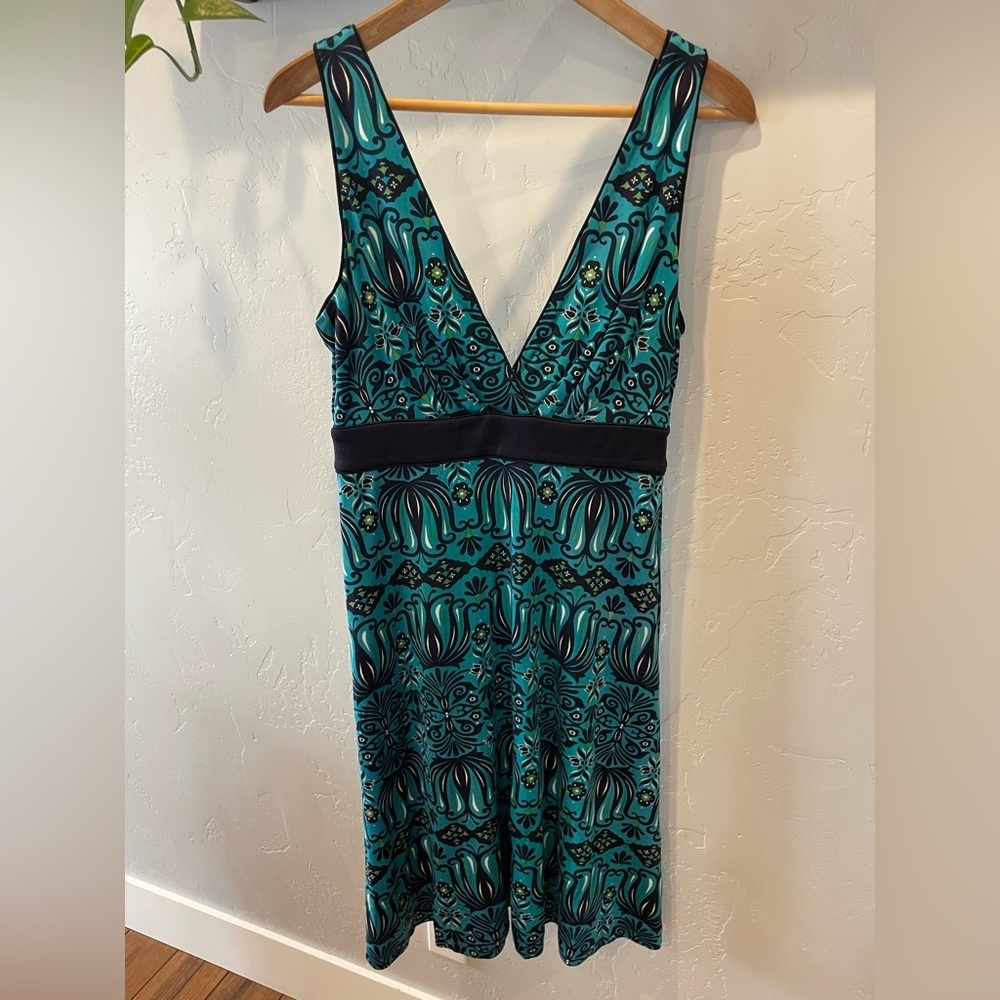 Women’s 100% silk Tory Burch printed dress size medium